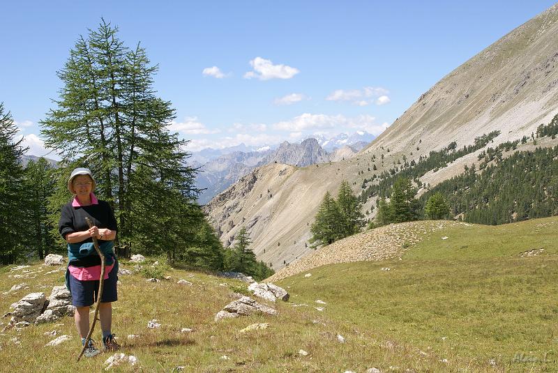 DSC03285.jpg - Au fond, les Ecrins