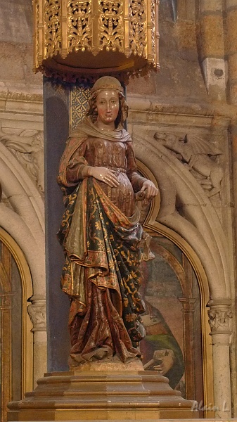 P1600012.JPG - La vierge de l'espérance (on remarque son ventre légèrement arrondi)