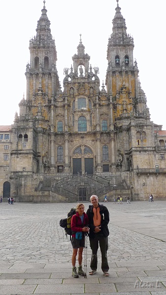 P1740014.JPG - "Peregrino é todo aquel que ten un espirito libre, unha equipaxe lixeira, unha alma solidaria... e segue espontaneamente o camino dos seus sonos"