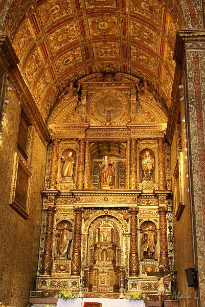 DSC04400.JPG - Le choeur et son plafond
