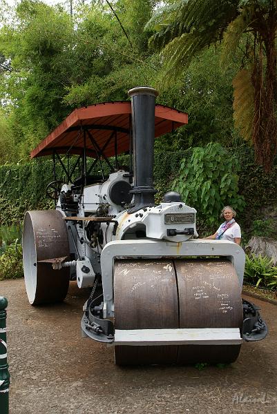 DSC04487.JPG - Un des quelques engins historiques du parc Santa Catarina