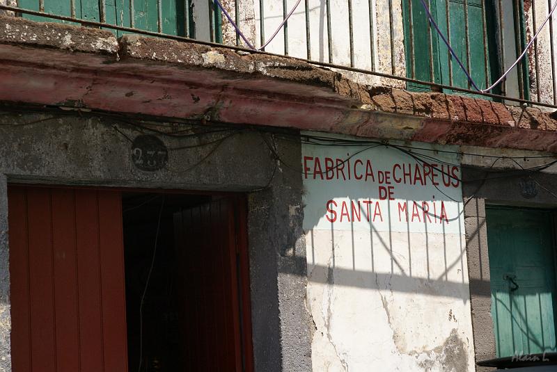 DSC04880.JPG - Fabrique de chapeaux de Sainte Marie
